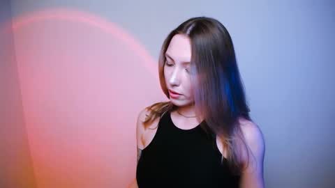 Snapshot of vanessakim_ chatting on January 21, 2025, 8:00 pm Vanessa online show from January 21, 2025, 8:00 pm