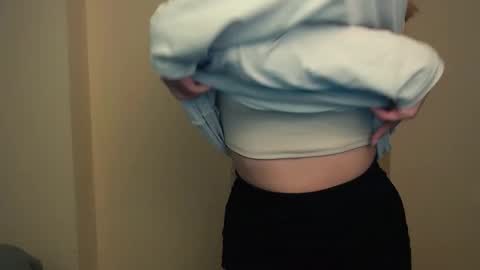 Snapshot of vanessakim_ chatting on February 25, 2025, 5:58 pm Vanessa online show from February 25, 2025, 5:58 pm