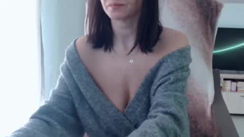 Vanessa online show from October 23, 2025, 11:09 am