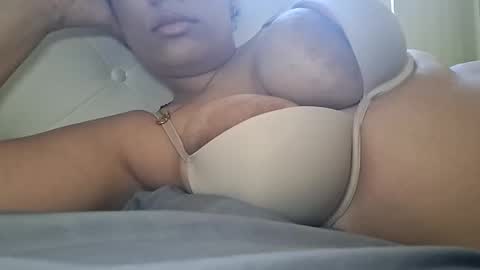 Snapshot of vanessareign chatting on March 9, 2026, 7:07 pm vanessareign online show from March 9, 2026, 7:07 pm