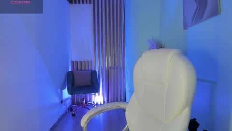 Snapshot of vanessascott_ chatting on January 11, 2026, 12:59 am vanessascott_ online show from January 11, 2026, 12:59 am