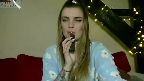 Snapshot of vanessaseduce chatting on February 1, 2026, 5:11 pm Vanessa online show from February 1, 2026, 5:11 pm