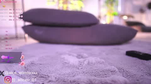 Snapshot of vanessasimon chatting on February 7, 2025, 12:28 pm Vanessa Simon online show from February 7, 2025, 12:28 pm