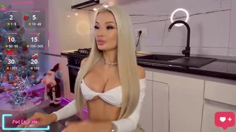 Snapshot of vanessavanne chatting on November 24, 2025, 3:34 pm Vanessa online show from November 24, 2025, 3:34 pm