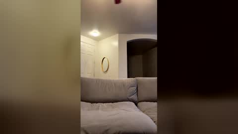 Snapshot of vanessavera02 chatting on January 6, 2026, 4:49 am vanessavera02 online show from January 6, 2026, 4:49 am