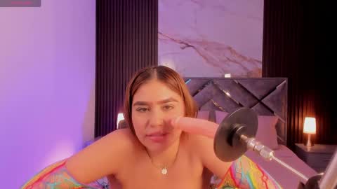 Snapshot of vanethompson chatting on May 8, 2026, 8:36 pm vanethompson online show from May 8, 2026, 8:36 pm