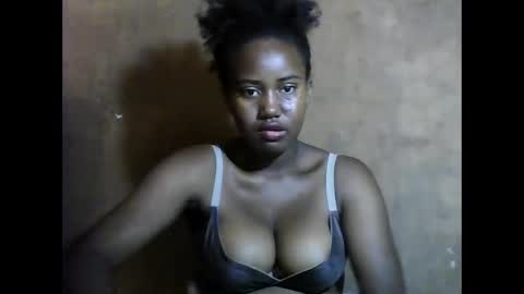 Snapshot of vaniah321 chatting on December 28, 2024, 11:30 am vaniah321 online show from December 28, 2024, 11:30 am