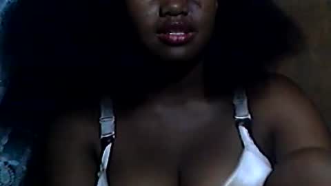 Snapshot of vaniah321 chatting on January 16, 2025, 9:48 am vaniah321 online show from January 16, 2025, 9:48 am