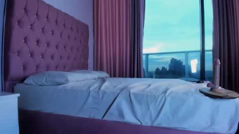 VanillaFlo online show from June 5, 2026, 5:58 am