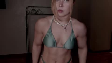 Vanilla online show from October 4, 2025, 10:57 am