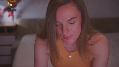 Sophie online show from November 25, 2025, 7:58 pm