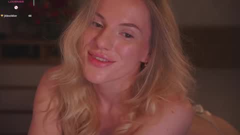 Snapshot of vanille_mystery chatting on January 15, 2026, 4:06 am Sophie online show from January 15, 2026, 4:06 am