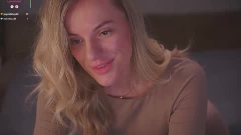 Snapshot of vanille_mystery chatting on February 4, 2026, 6:14 pm Sophie online show from February 4, 2026, 6:14 pm