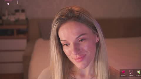 Snapshot of vanille_mystery chatting on March 30, 2026, 10:00 pm Sophie online show from March 30, 2026, 10:00 pm