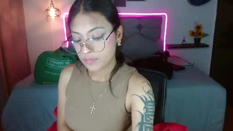 Snapshot of vannesweet_ chatting on May 24, 2026, 8:47 pm vane online show from May 24, 2026, 8:47 pm