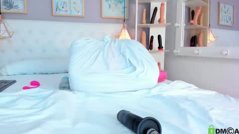 vannia smith  online show from February 23, 2026, 12:46 pm