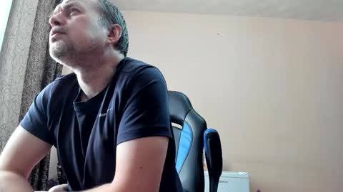 vano_822 online show from February 6, 2026, 9:45 am