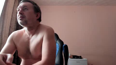 vano_822 online show from March 8, 2026, 9:02 am