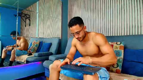 Vans Ross online show from February 28, 2026, 7:26 pm