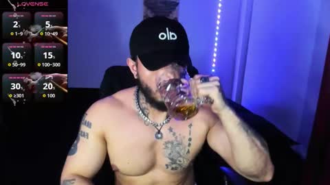 vanvelckan_ online show from October 31, 2025, 10:44 pm