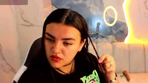 Snapshot of vany_lu_tx chatting on November 8, 2025, 1:55 pm Live 800am 200pm COLOMBIAN HOUR online show from November 8, 2025, 1:55 pm