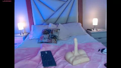 varezza online show from June 3, 2026, 4:23 pm