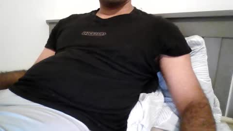 Snapshot of varghese28 chatting on November 20, 2025, 10:15 am kerala mallu boy online show from November 20, 2025, 10:15 am