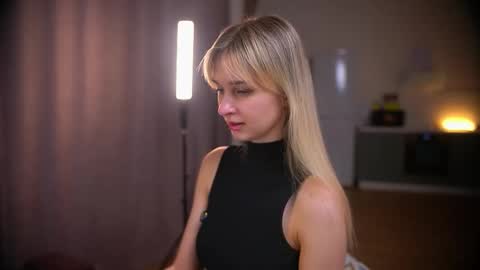 Heeeeey Im Hanna the art of tease  online show from December 19, 2025, 5:09 pm