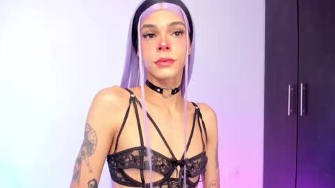 Snapshot of varya_ferreira chatting on October 8, 2025, 12:58 pm  Varya Ferreira - independent model  online show from October 8, 2025, 12:58 pm