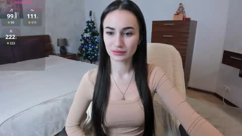 Snapshot of vasilisacute chatting on January 10, 2026, 10:28 am Mira online show from January 10, 2026, 10:28 am
