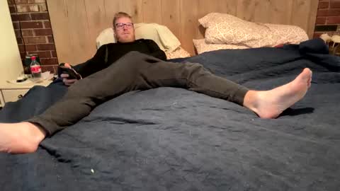 Snapshot of vaxildon13 chatting on October 23, 2025, 12:59 pm vaxildon13 online show from October 23, 2025, 12:59 pm