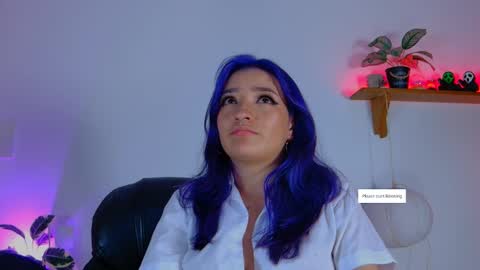 Snapshot of vayolett_dakotta chatting on October 21, 2025, 2:34 am Vayolett online show from October 21, 2025, 2:34 am