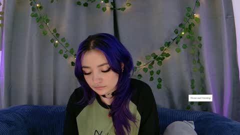 Snapshot of vayolett_dakotta chatting on December 23, 2025, 12:52 am Vayolett online show from December 23, 2025, 12:52 am