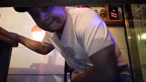 Snapshot of vboli08 chatting on October 31, 2025, 3:40 am vboli08 online show from October 31, 2025, 3:40 am