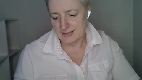 vea_motty online show from March 6, 2026, 3:41 pm