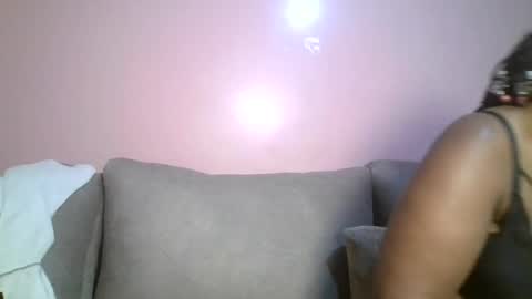 vee_quest online show from August 2, 2026, 6:39 pm
