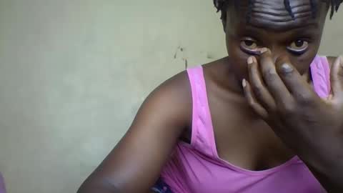 Vee tommy online show from December 8, 2024, 6:39 pm