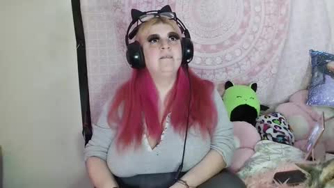 Veronica Lehane online show from February 1, 2025, 12:07 am