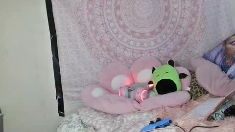 Veronica Lehane online show from February 14, 2025, 5:25 pm