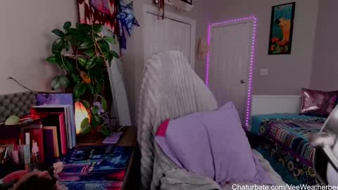 Violet Weatherbee online show from January 4, 2025, 6:30 pm