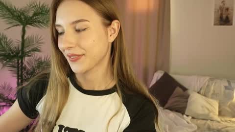 Snapshot of vegas_v chatting on November 4, 2025, 12:48 pm Maria online show from November 4, 2025, 12:48 pm