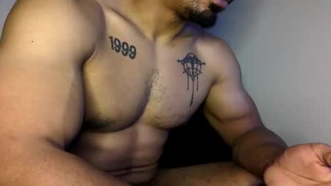 Vegas Love online show from November 18, 2025, 7:57 am