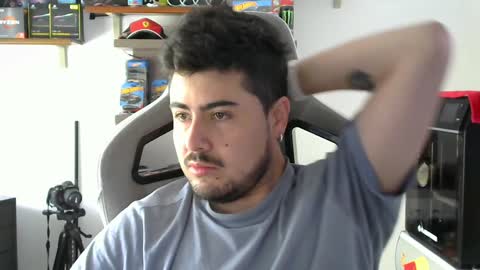 Snapshot of veils24 chatting on December 2, 2024, 3:47 pm Charles online show from December 2, 2024, 3:47 pm