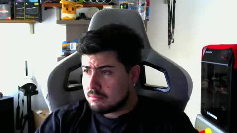 Snapshot of veils24 chatting on November 12, 2025, 3:23 pm Charles online show from November 12, 2025, 3:23 pm