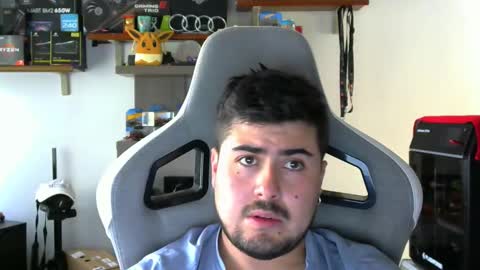 Snapshot of veils24 chatting on December 3, 2025, 6:28 pm Charles online show from December 3, 2025, 6:28 pm