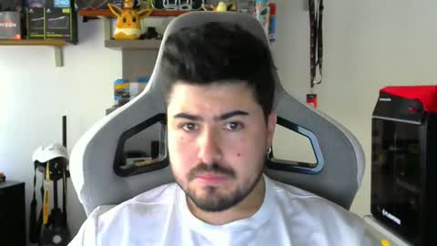 Snapshot of veils24 chatting on February 2, 2026, 3:00 pm Charles online show from February 2, 2026, 3:00 pm