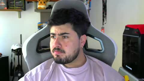 Snapshot of veils24 chatting on February 4, 2026, 2:45 pm Charles online show from February 4, 2026, 2:45 pm