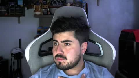 Snapshot of veils24 chatting on February 25, 2026, 2:21 am Charles online show from February 25, 2026, 2:21 am