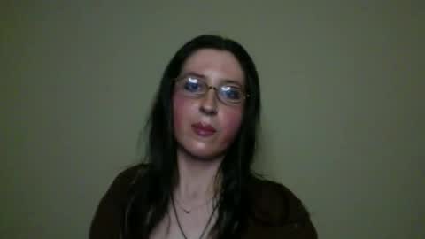 velira_ online show from November 14, 2025, 5:28 am