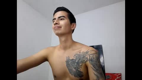 velk_hot1 online show from February 10, 2025, 11:02 pm